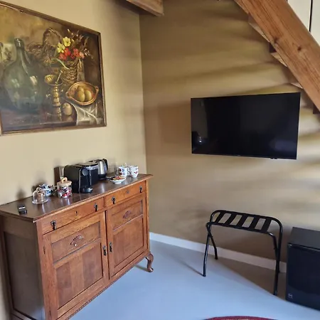 De Lierhand فندق مبيت وإفطار