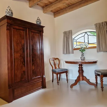 De Lierhand Bed & Breakfast De Lier